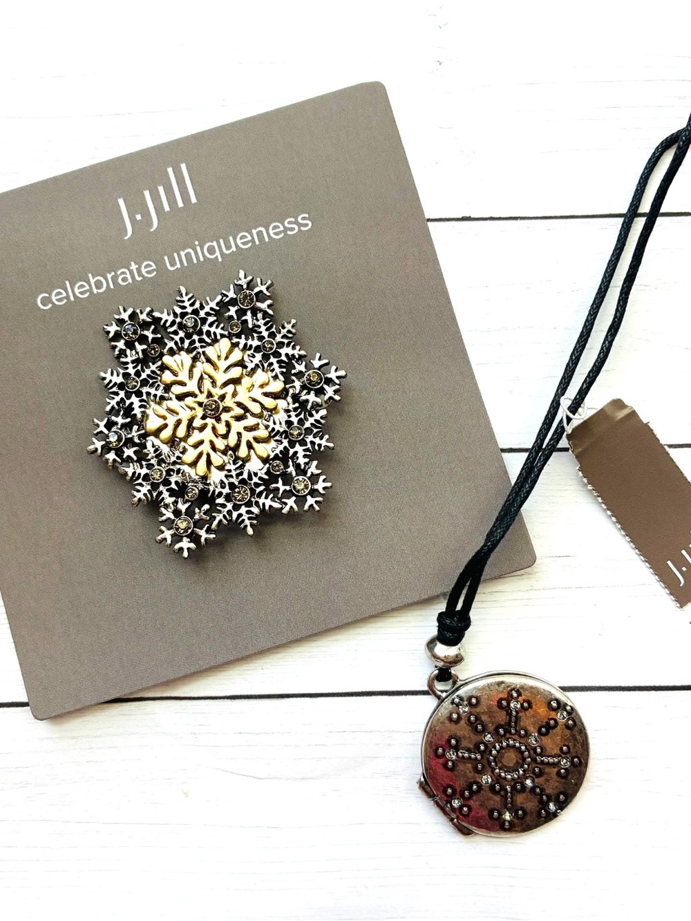 NEW NWT J. Jill Silver Rhinestone Snowflake Locket Necklace Brooch Set $75 Tags